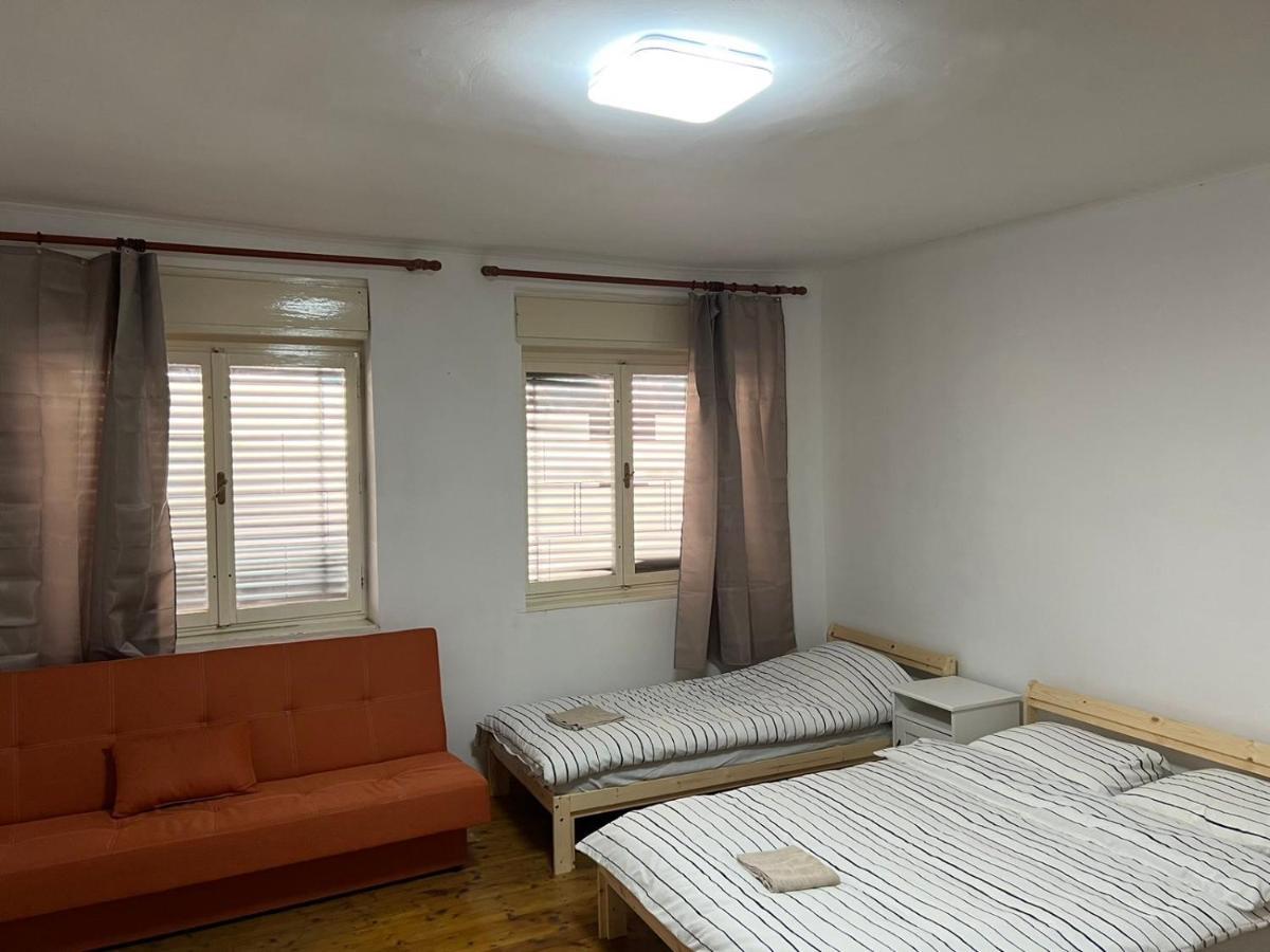 Sremski Karlovci Center Homestay Exterior photo